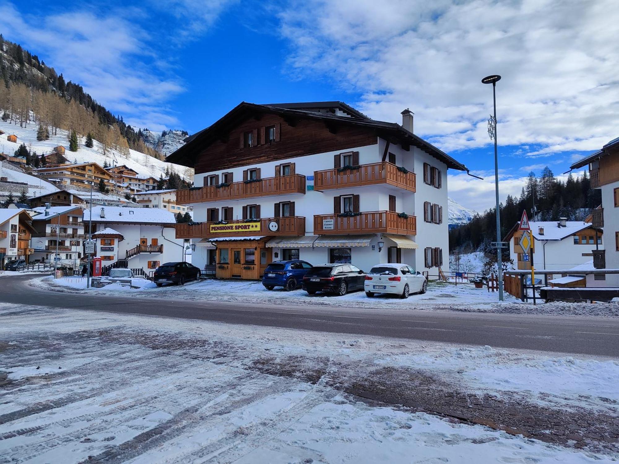 Albergo Pensione Sport アラッバ エクステリア 写真