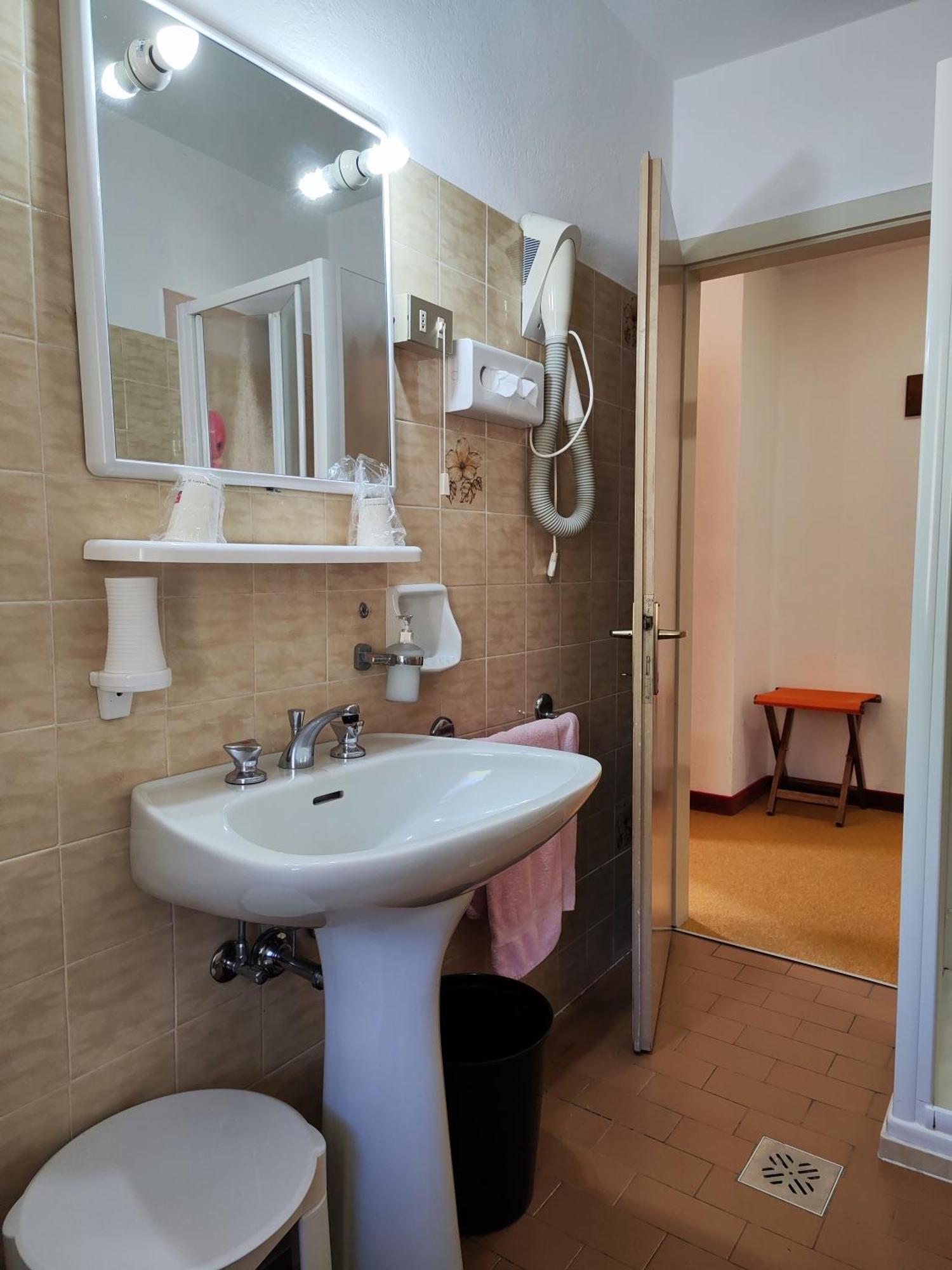 Albergo Pensione Sport アラッバ エクステリア 写真