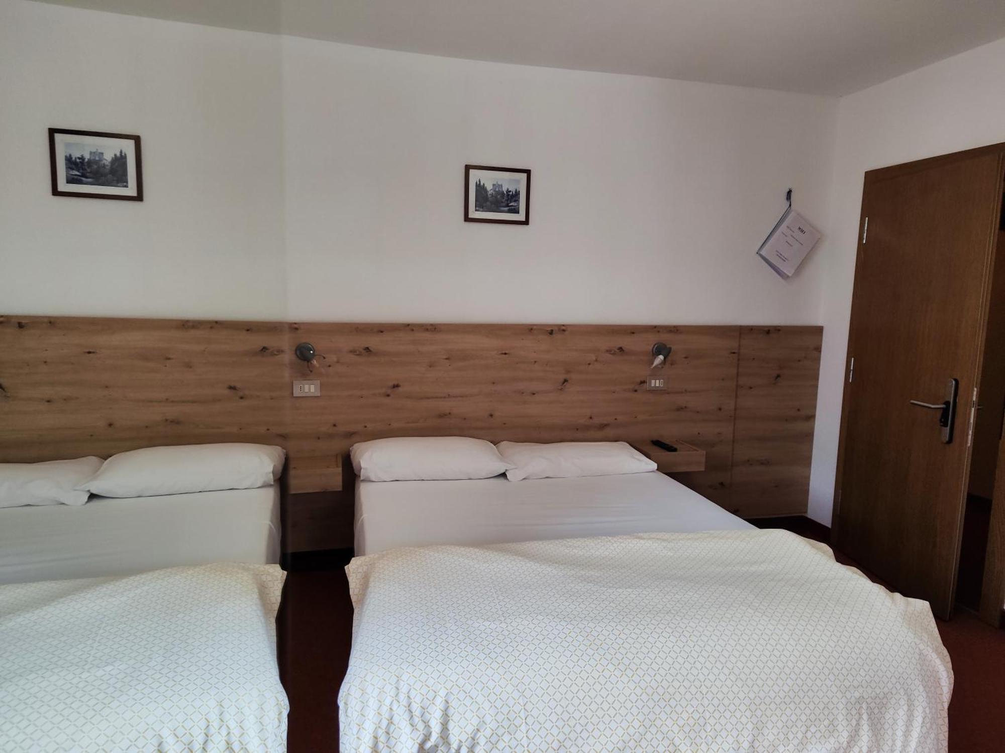 Albergo Pensione Sport アラッバ エクステリア 写真