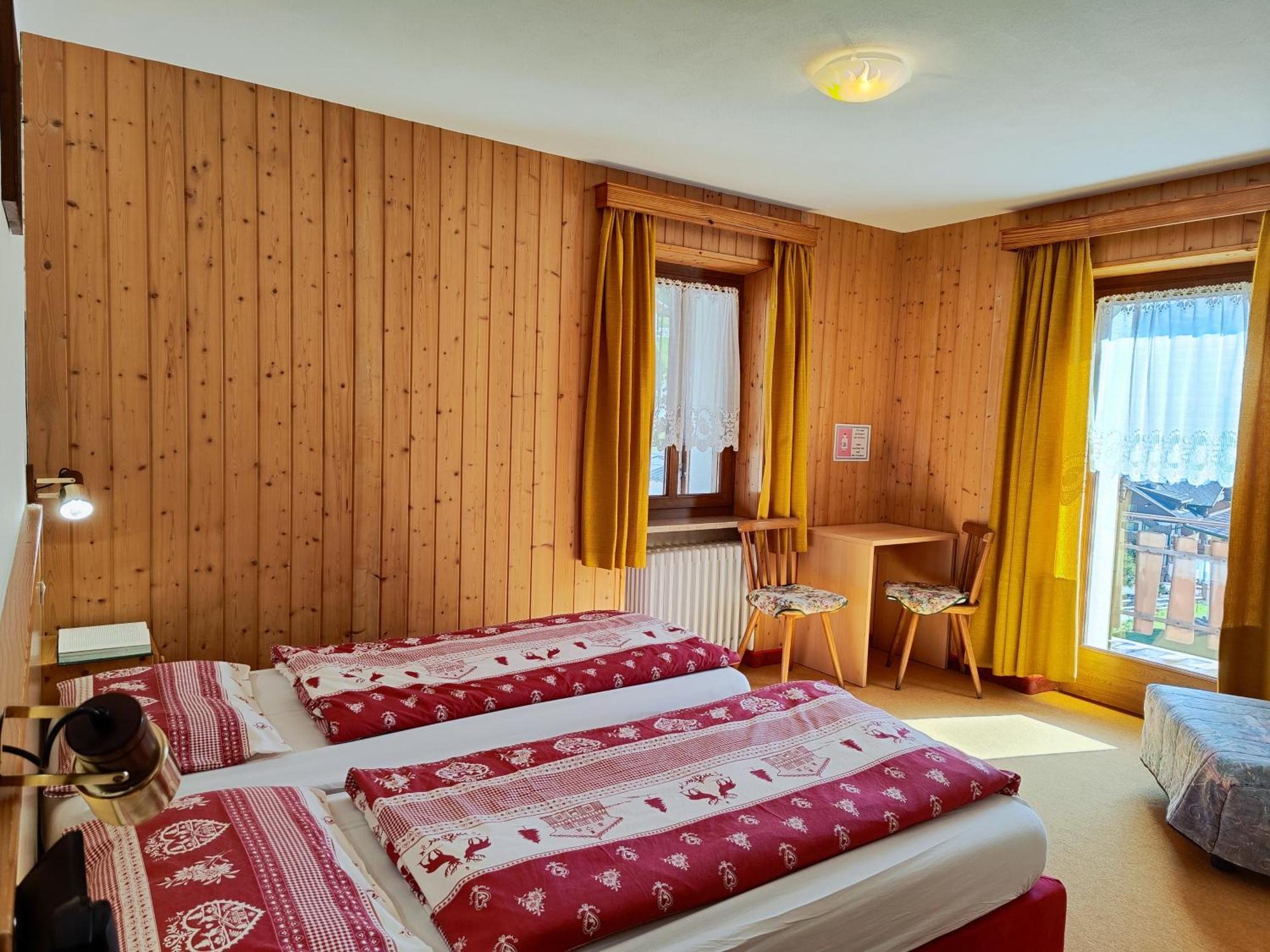 Albergo Pensione Sport アラッバ エクステリア 写真