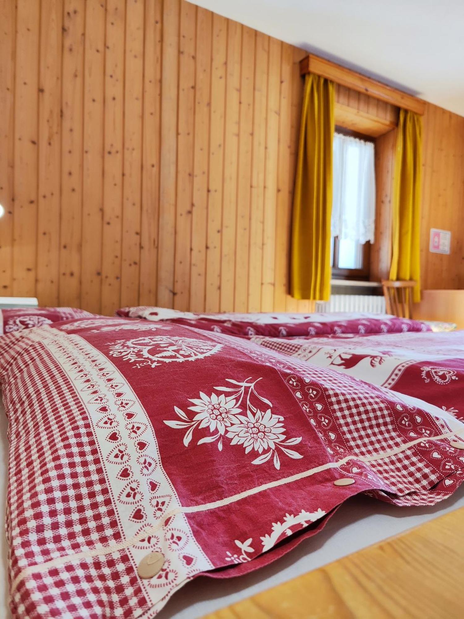 Albergo Pensione Sport アラッバ エクステリア 写真