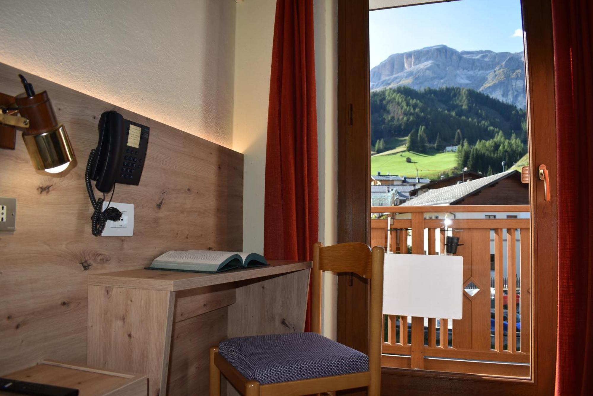Albergo Pensione Sport アラッバ エクステリア 写真